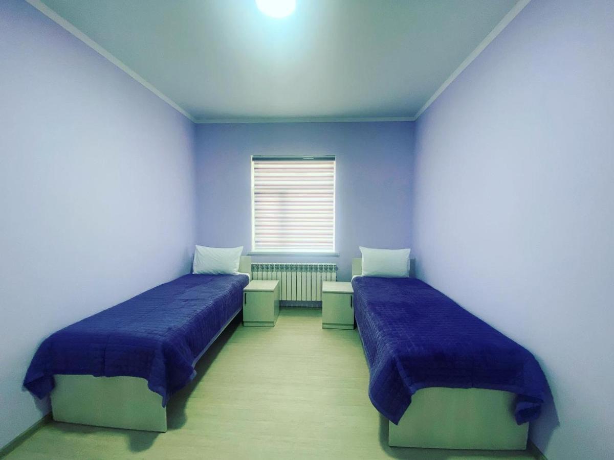 Apart House Turkistan Buitenkant foto